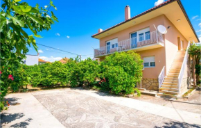 Lovely Apartment In Zadar With Wifi